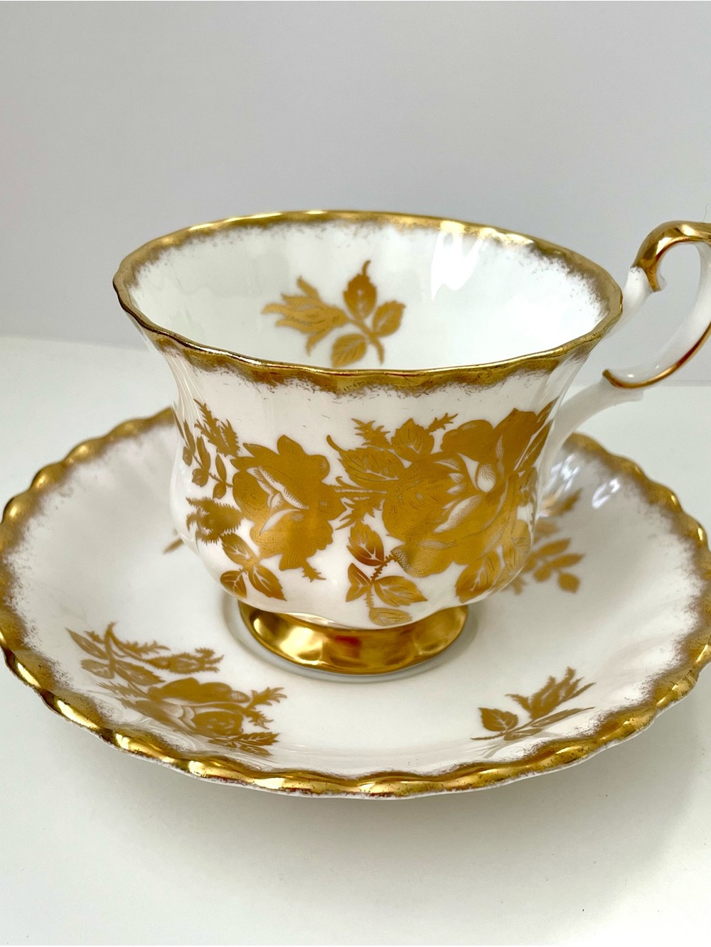 Vintage Royal Albert Golden Rose English Bone China Tea Cup Saucer Gilded Trim